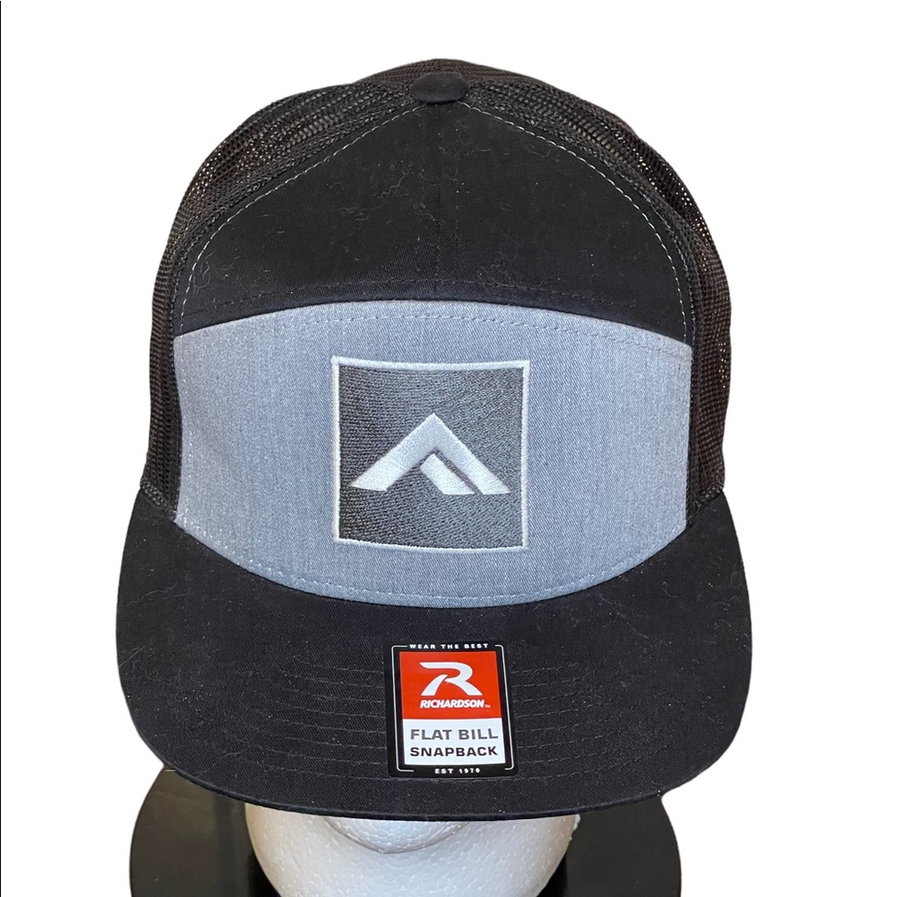 New! Embroidered Mountain Patch Trucker Hat Ball Cap Mesh Richardson SnapBack